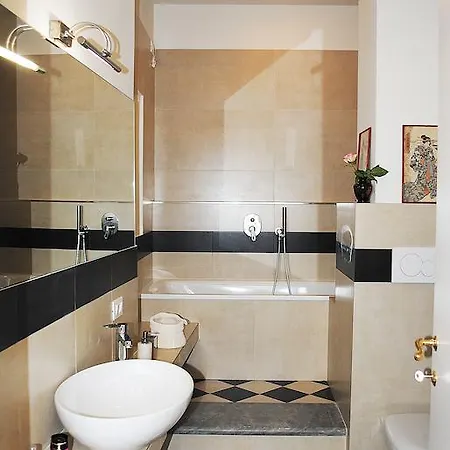 Lungarno Serristori Apartment
